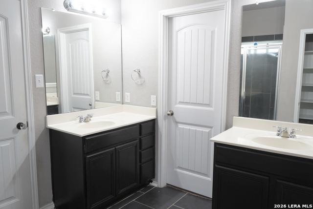 Image 17 of 21 For 7011 Republic Pkwy