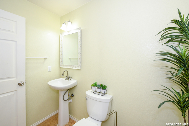 Image 20 of 24 For 822 Western Star