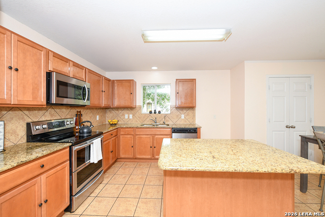 Image 8 of 24 For 822 Western Star