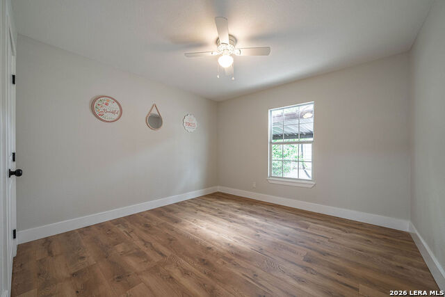 Image 15 of 25 For 1219 Sims Ave