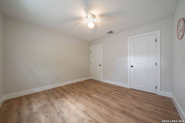 Image 16 of 25 For 1219 Sims Ave