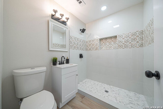 Image 18 of 25 For 1219 Sims Ave