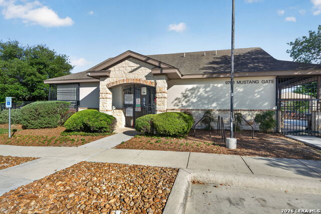 Image 35 of 37 For 11123 Palomino Bnd