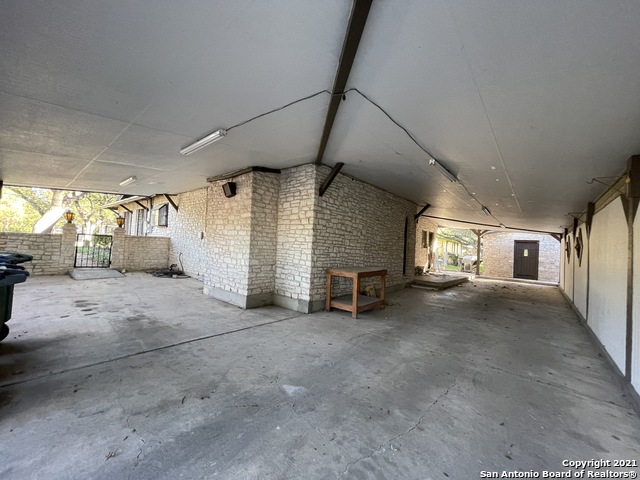 Image 4 of 20 For 315 Hillcrest Dr