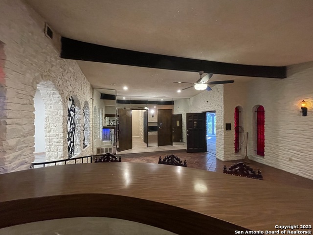 Image 9 of 20 For 315 Hillcrest Dr