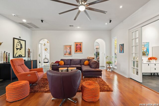 Image 12 of 98 For 17334 Fountain Mist