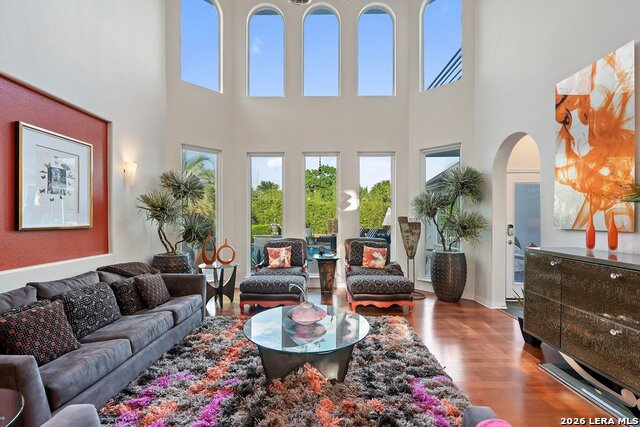 Image 30 of 98 For 17334 Fountain Mist