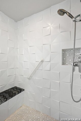 Image 49 of 98 For 17334 Fountain Mist