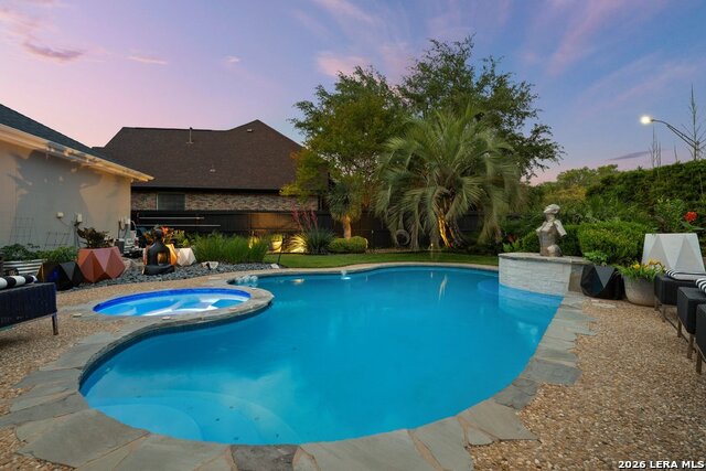 Image 61 of 98 For 17334 Fountain Mist