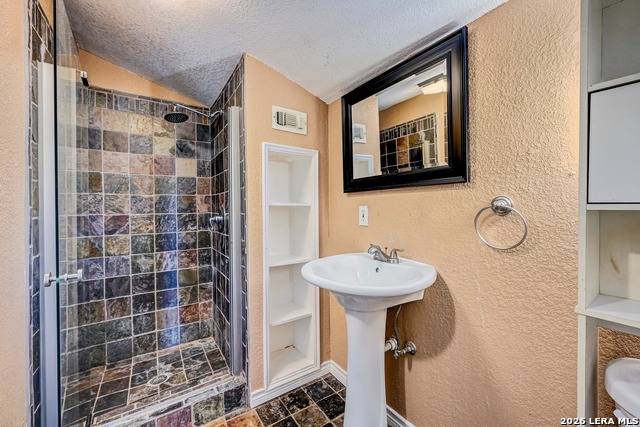 Image 14 of 25 For 1125 High Point Ln