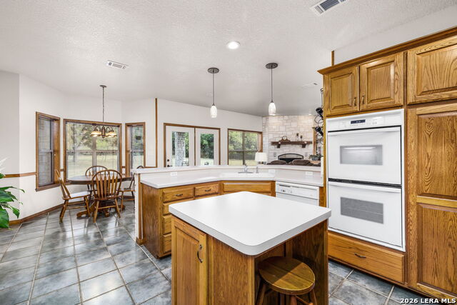 Image 19 of 44 For 155 Maverick