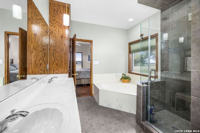 Image 39 of 44 For 155 Maverick