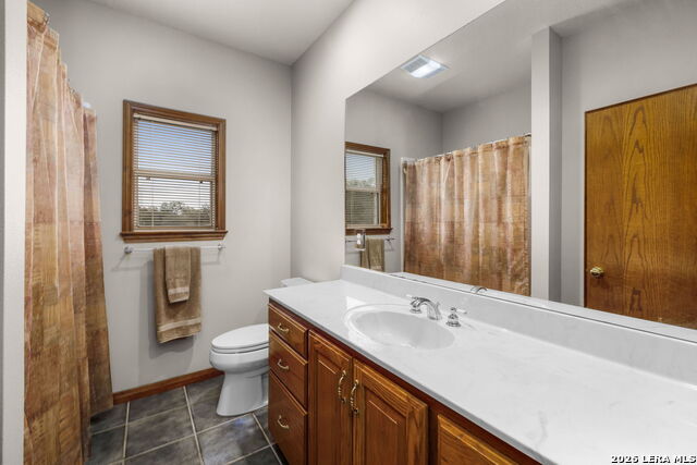 Image 40 of 44 For 155 Maverick