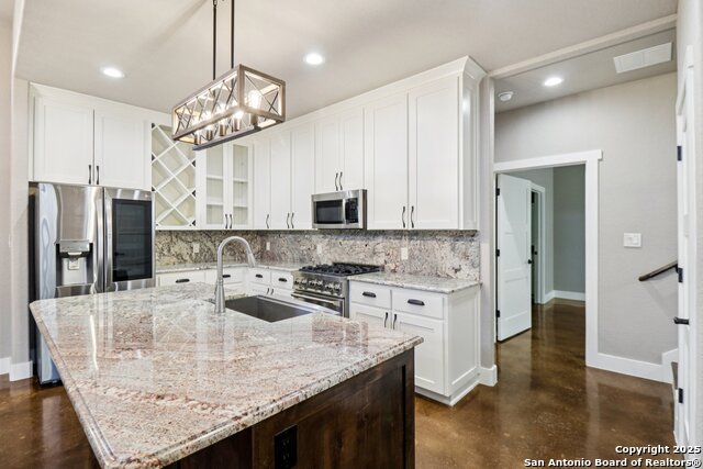 Image 10 of 40 For 1704 Gruene Vineyard