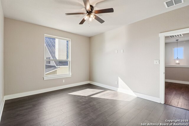 Image 21 of 40 For 1704 Gruene Vineyard