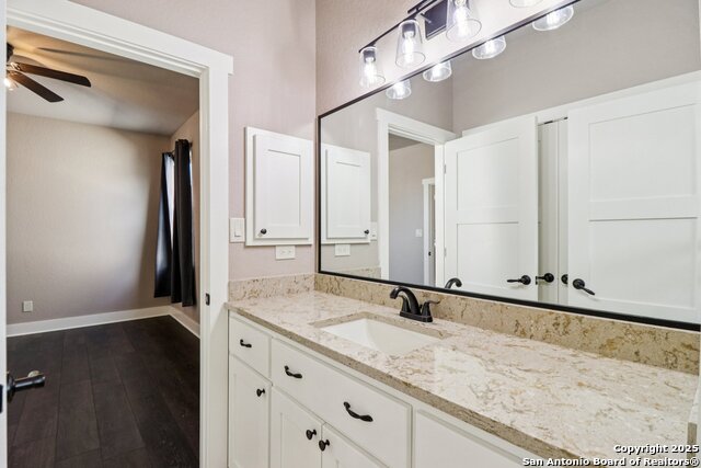 Image 25 of 40 For 1704 Gruene Vineyard