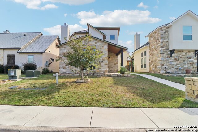 Image 34 of 40 For 1704 Gruene Vineyard