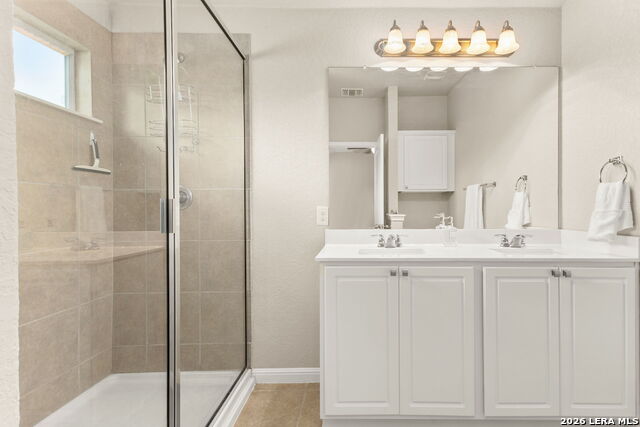 Image 7 of 13 For 731 Spectrum Dr