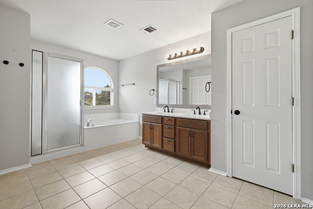 Image 19 of 37 For 8423 Feather Trail