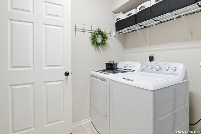 Image 30 of 37 For 8423 Feather Trail