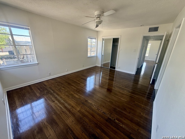 Image 11 of 12 For 217 Deerwood Dr