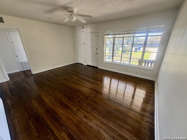 Image 9 of 12 For 217 Deerwood Dr