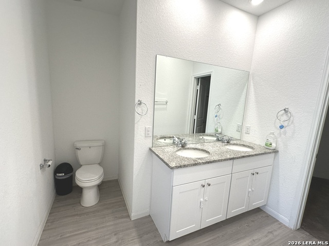 Image 12 of 24 For 13942 Reservoir