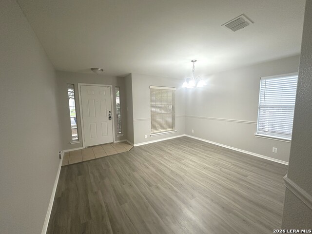 Listing photo id 1 for 517 Zapata Cir