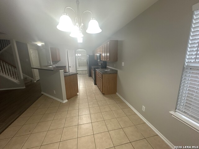 Listing photo id 4 for 517 Zapata Cir