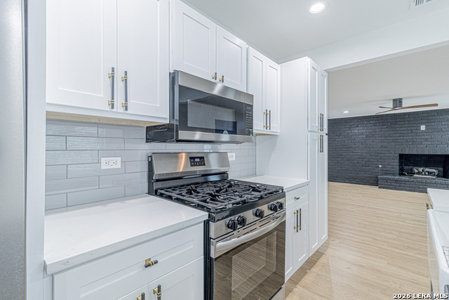 Image 3 of 58 For 2918 Hatton St