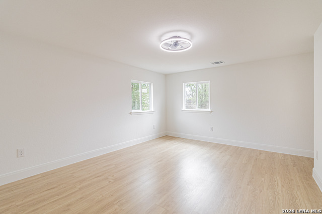 Image 43 of 58 For 2918 Hatton St