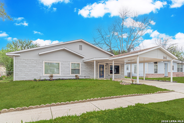 Image 5 of 58 For 2918 Hatton St