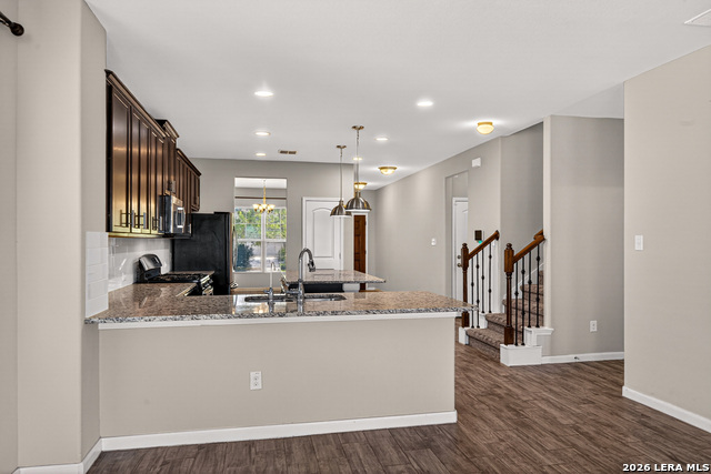 Image 8 of 38 For 10426 Rosalina Loop