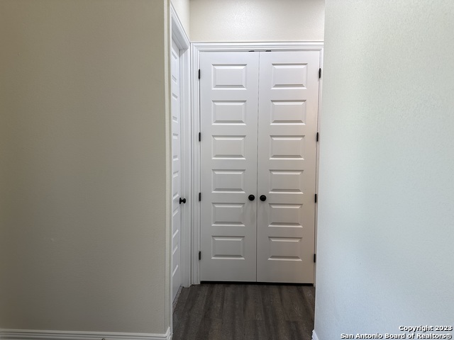 Image 15 of 49 For 6014 Covers Cove