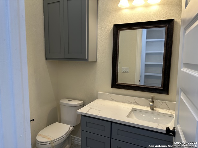 Image 16 of 49 For 6014 Covers Cove