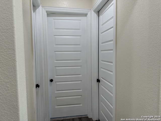 Image 29 of 49 For 6014 Covers Cove