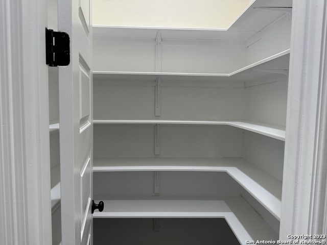 Image 34 of 49 For 6014 Covers Cove