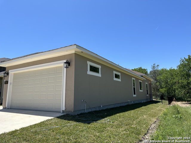 Image 4 of 49 For 6014 Covers Cove