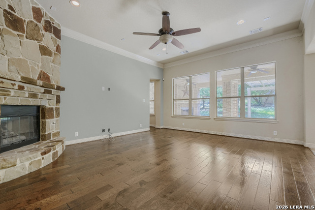 Image 11 of 39 For 8706 Woodland Bnd