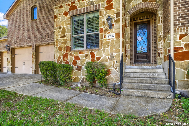 Image 3 of 39 For 8706 Woodland Bnd