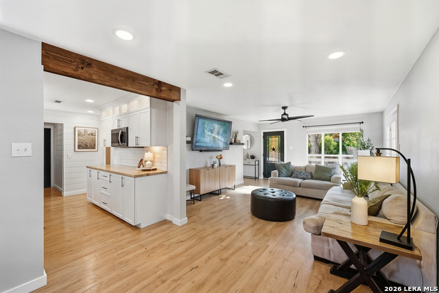 Image 18 of 78 For 10130 Obrien