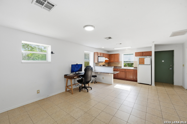 Image 56 of 78 For 10130 Obrien