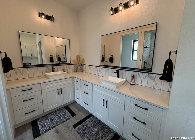 Image 15 of 26 For 7218 Terra Fls  101