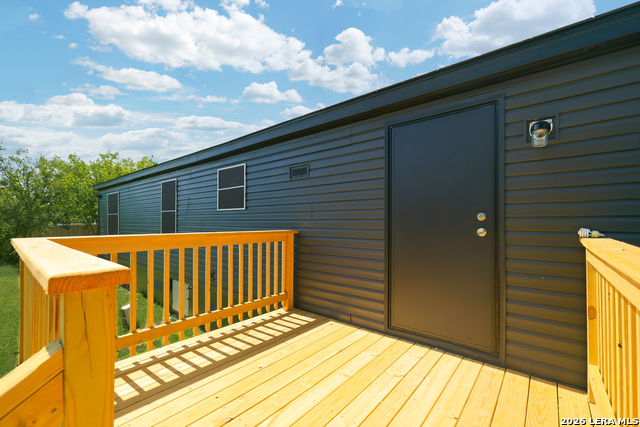 Listing photo id 22 for 4406 Becker  