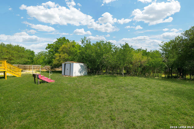 Listing photo id 24 for 4406 Becker  