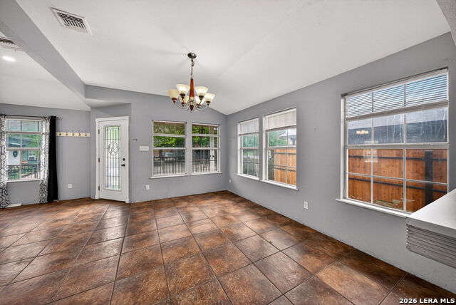 Image 5 of 16 For 1354 Fenfield Ave