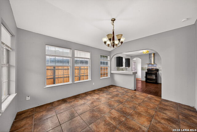 Image 6 of 16 For 1354 Fenfield Ave