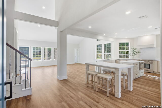 Image 11 of 50 For 3011 River Way