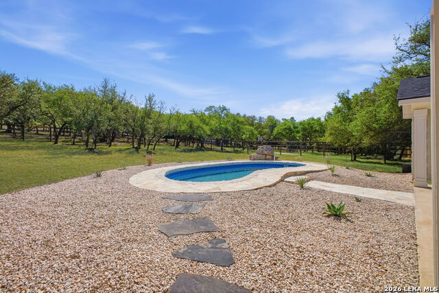 Image 43 of 50 For 3011 River Way