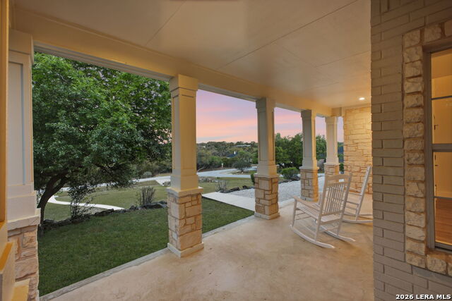 Image 46 of 50 For 3011 River Way